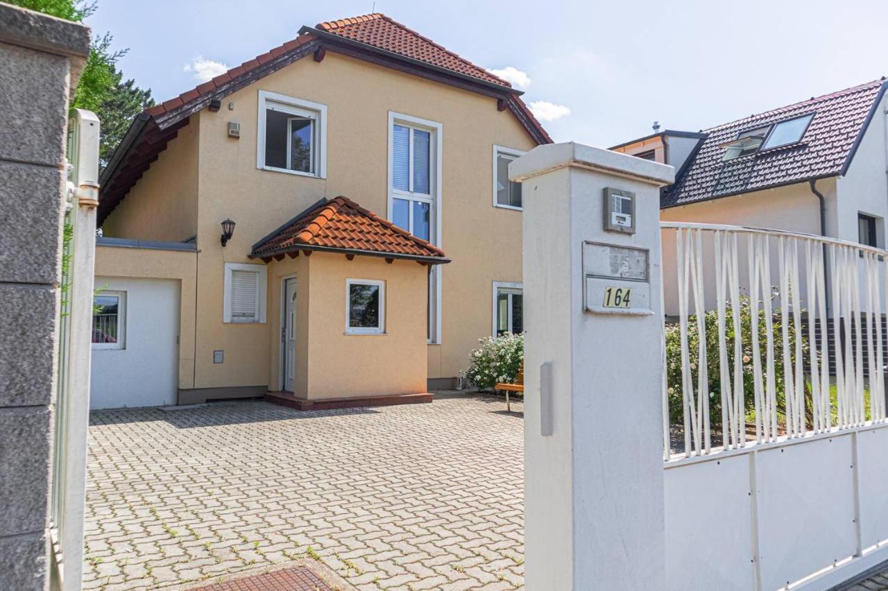 Comfortable Rooms In A Beautiful House Gd Viena Exterior foto