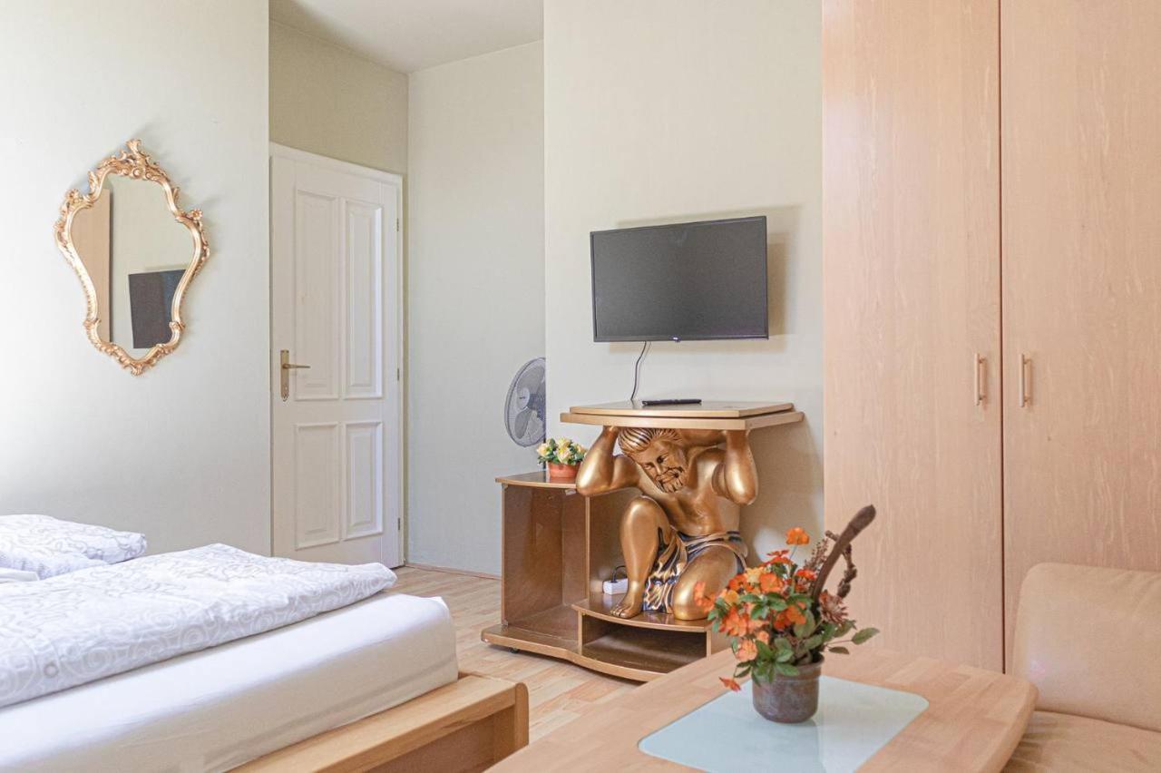 Comfortable Rooms In A Beautiful House Gd Viena Exterior foto