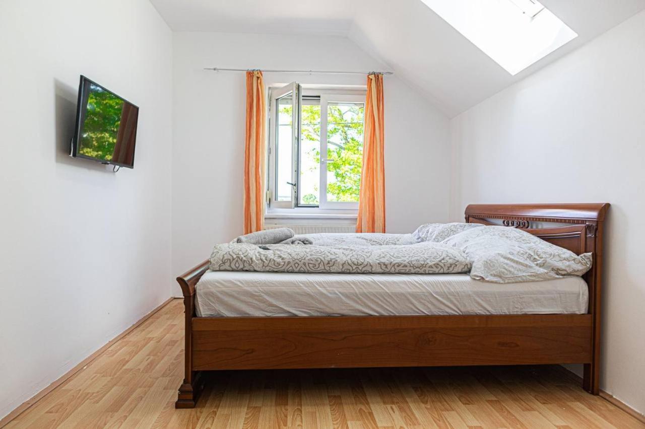 Comfortable Rooms In A Beautiful House Gd Viena Exterior foto